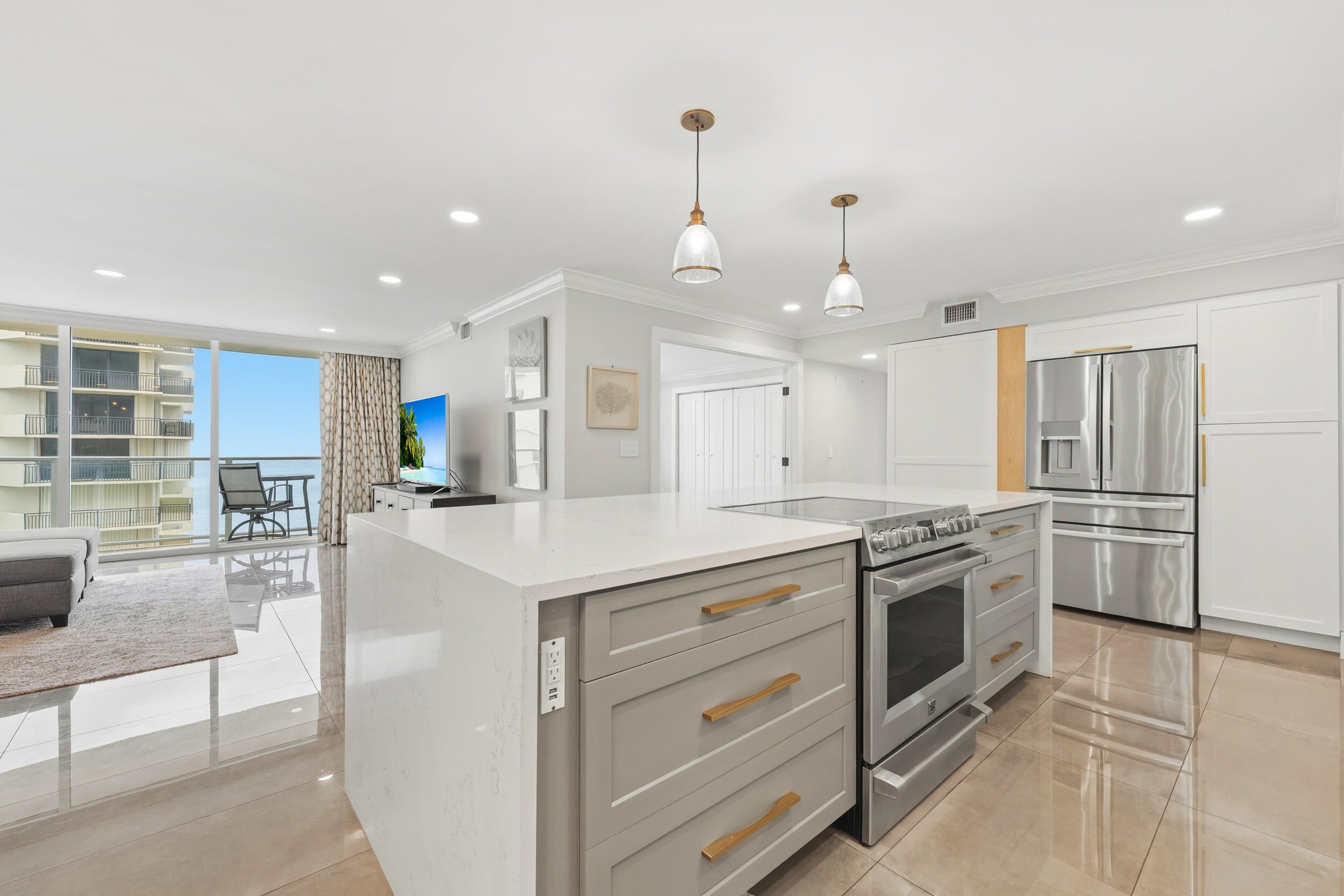 5440 N OCEAN Drive 1404