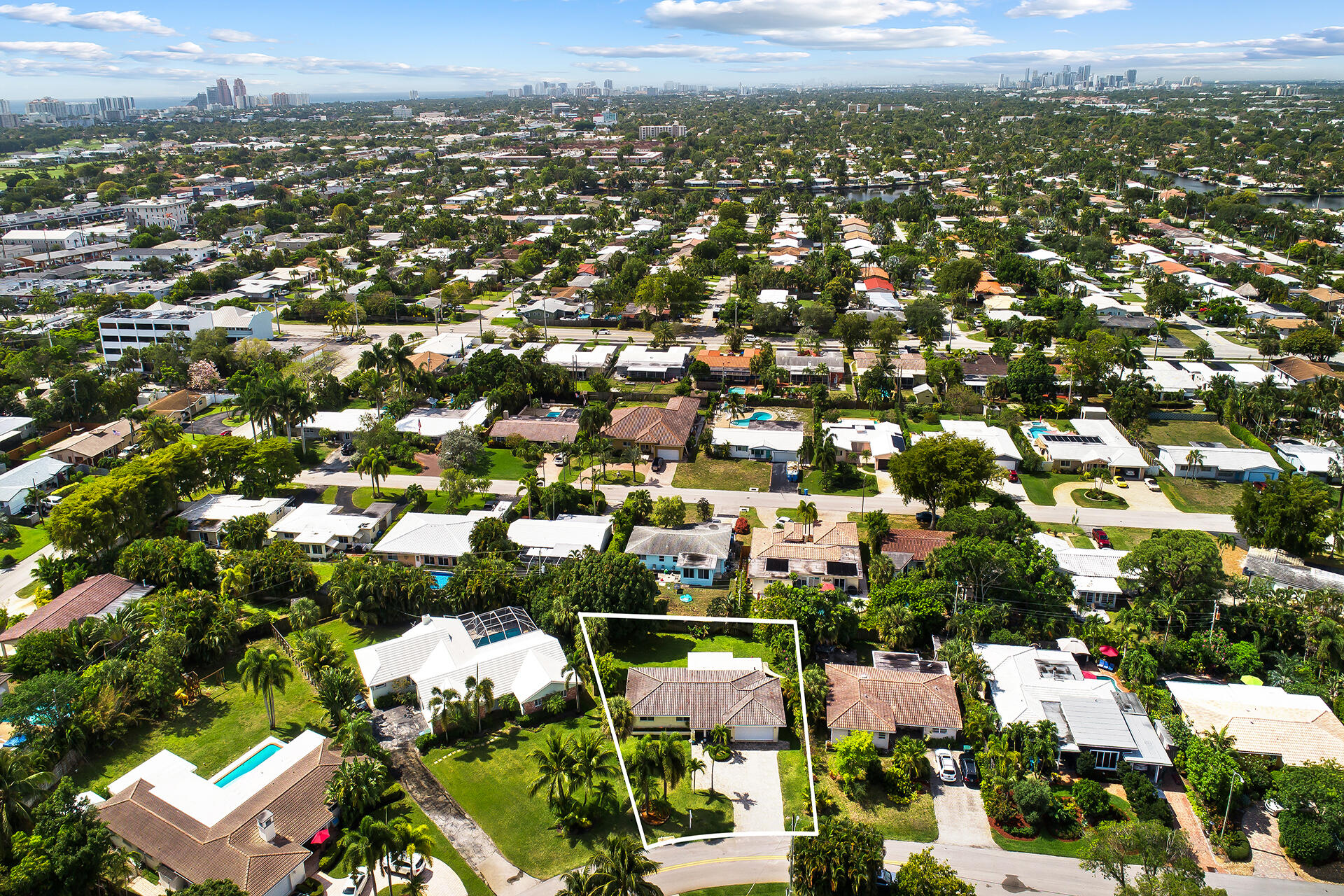 FLORANADA RIDGE SEC - Residential Lease