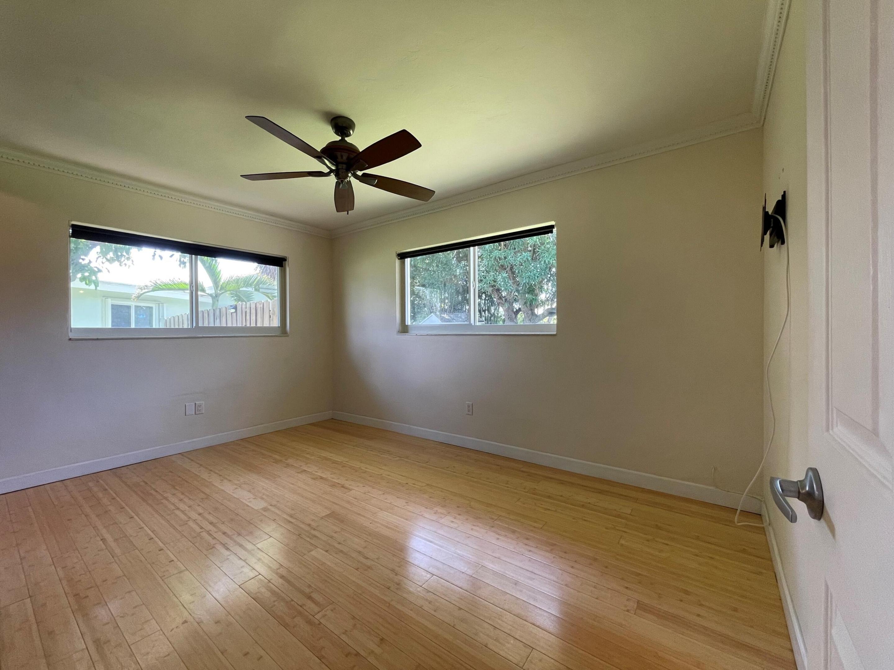 FLORANADA RIDGE SEC - Residential Lease