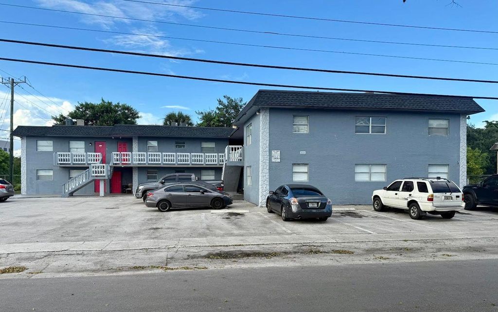 Photo of 5831 SW 36th Ct #204, Davie, FL 33314 (MLS # F10529181)