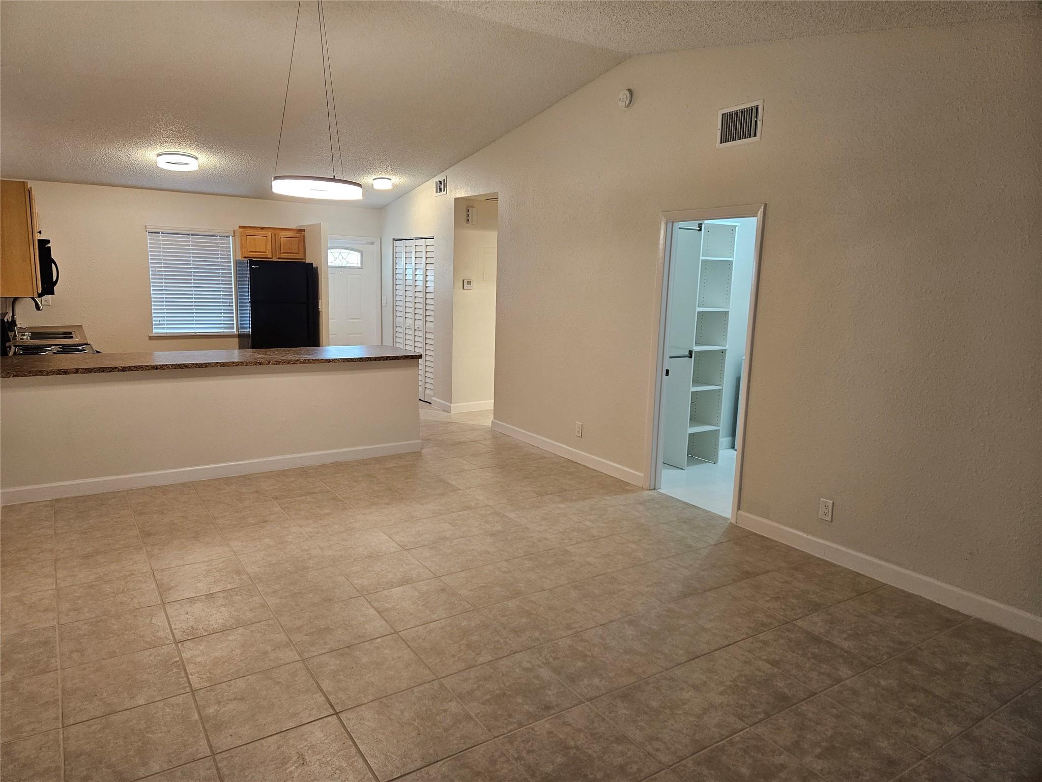 Woodsetter North 115-28b - Residential Lease