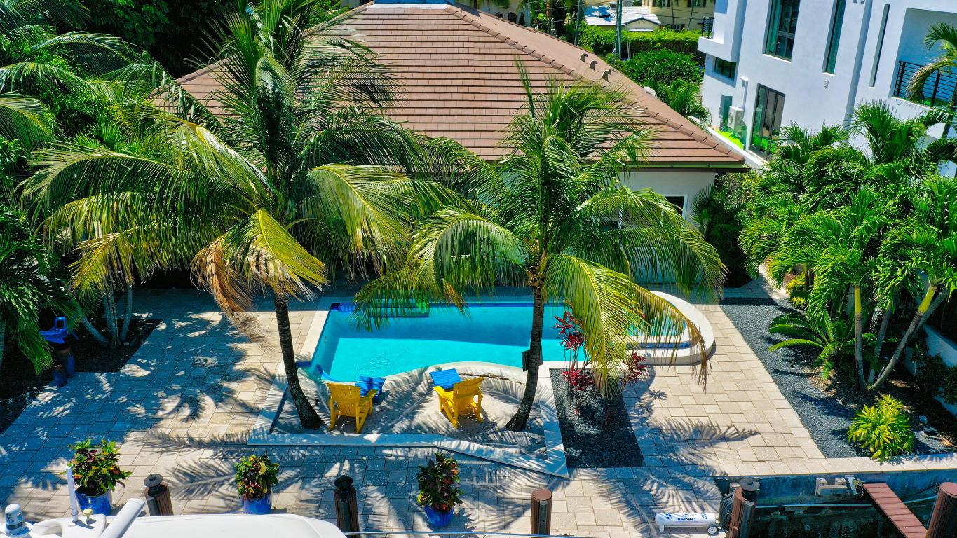 SEVEN ISLES - Residential