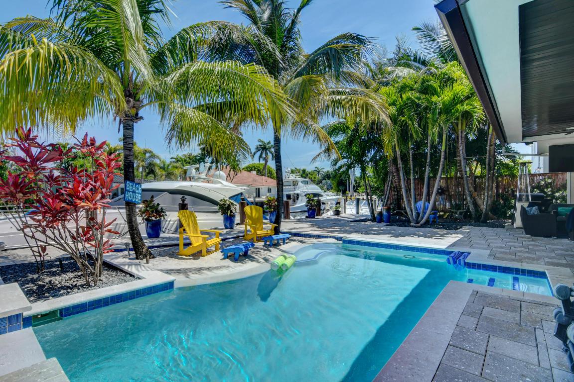 SEVEN ISLES - Residential