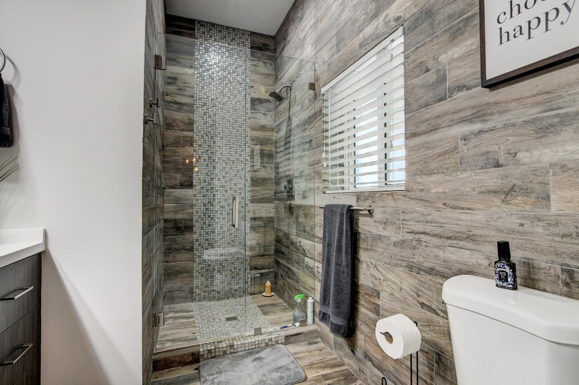 SEVEN ISLES - Residential