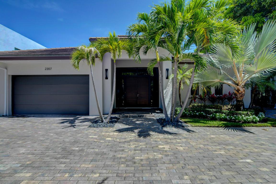 SEVEN ISLES - Residential