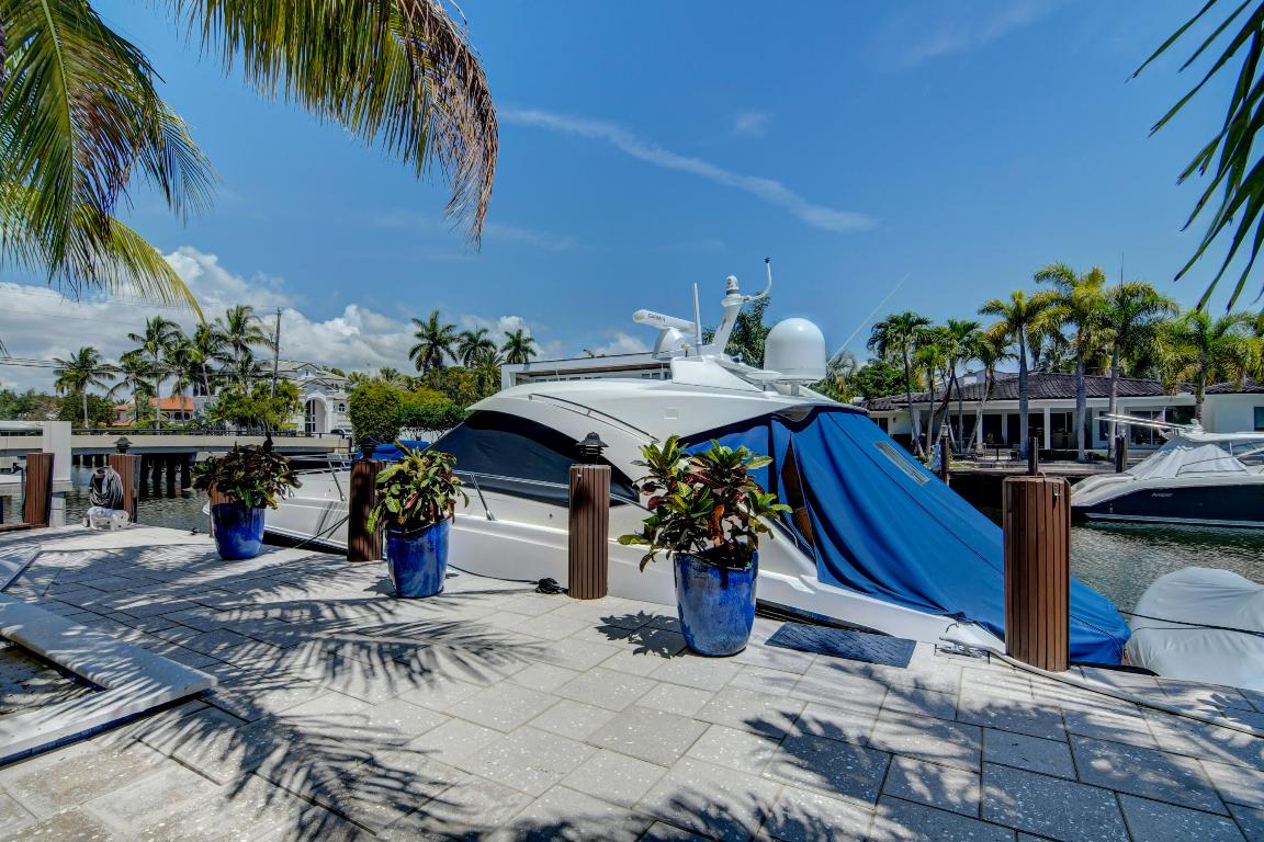 SEVEN ISLES - Residential