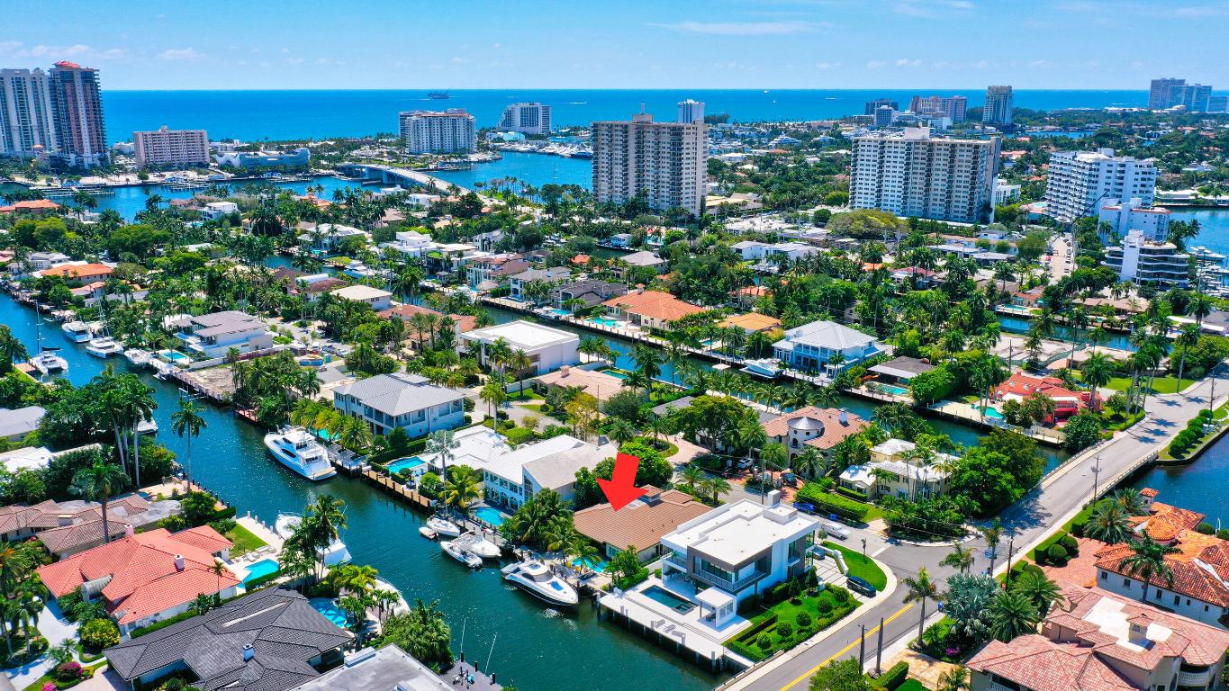 SEVEN ISLES - Residential