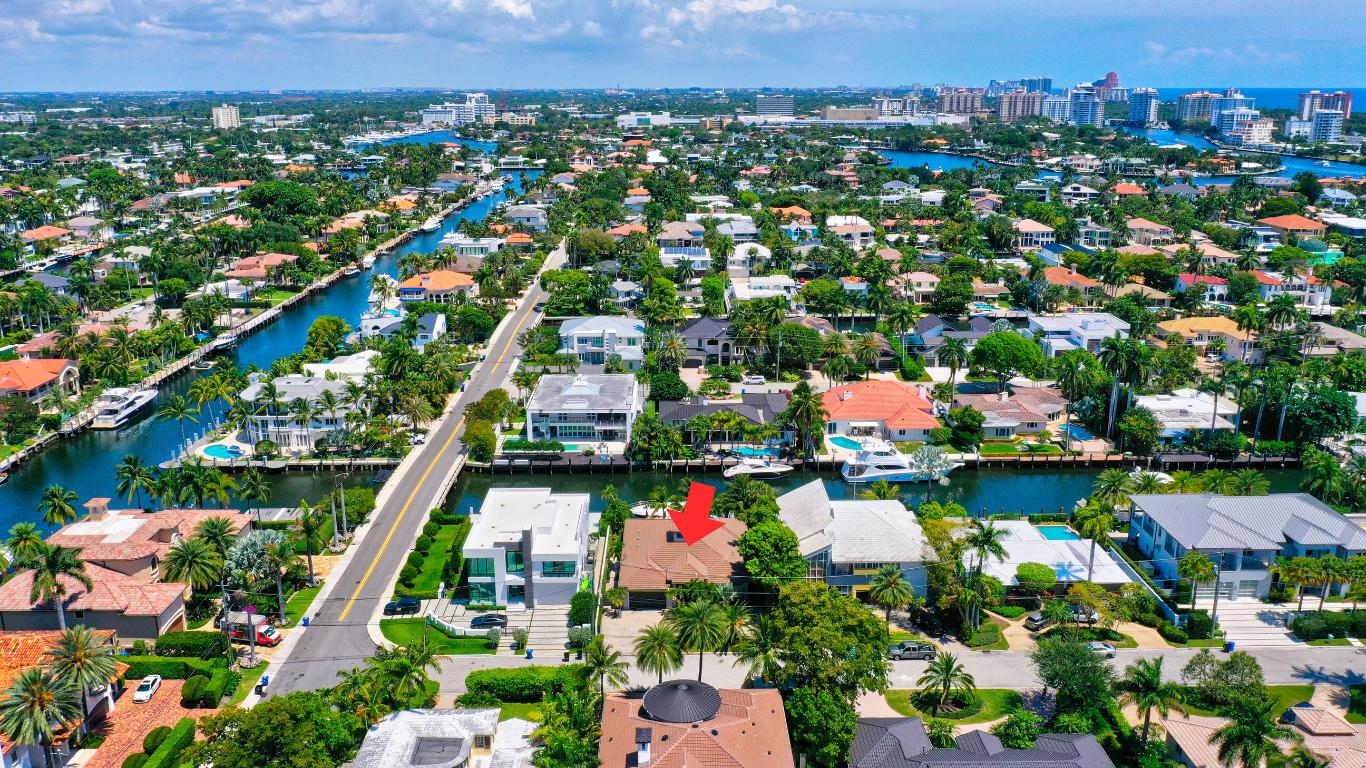 SEVEN ISLES - Residential