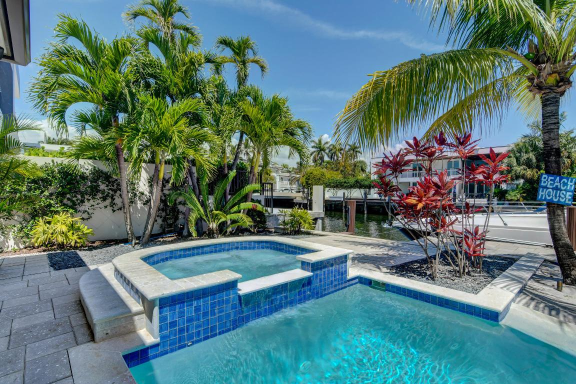 SEVEN ISLES - Residential