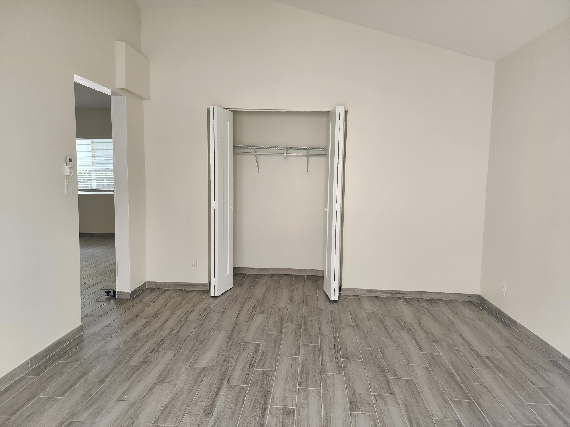 Ft Lauderdale B-40 D - Residential Lease