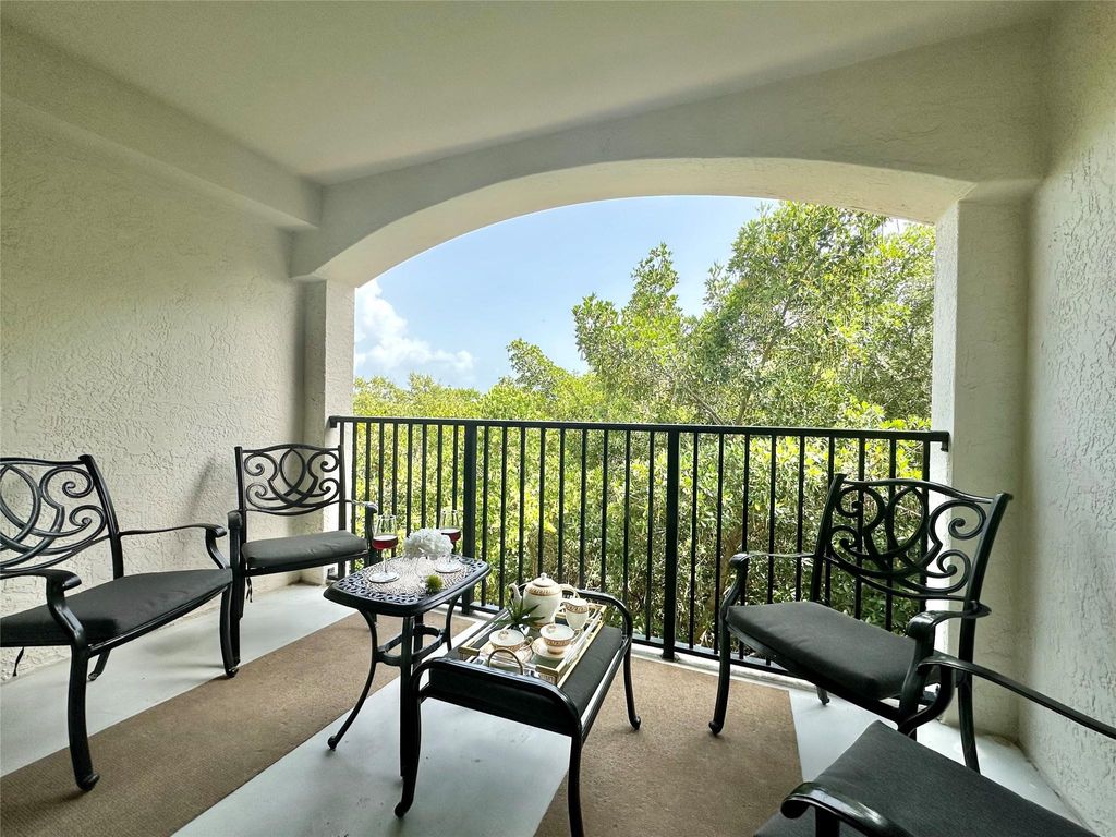 Photo of 4404 Tuscany Way #4404, Boynton Beach, FL 33435 (MLS # F10452434)
