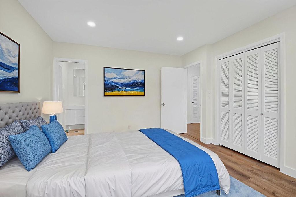 Photo of 1345 SW 9th Avenue, Boca Raton, FL 33486 (MLS # R11103982)