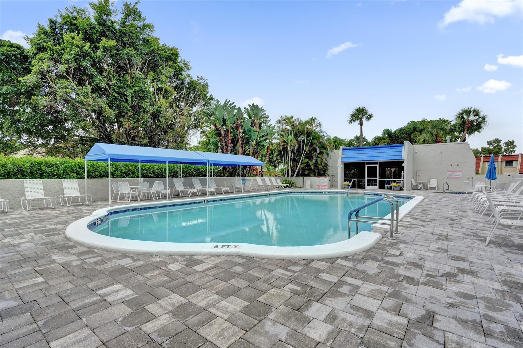 Fountains of Palm Beach - Residential