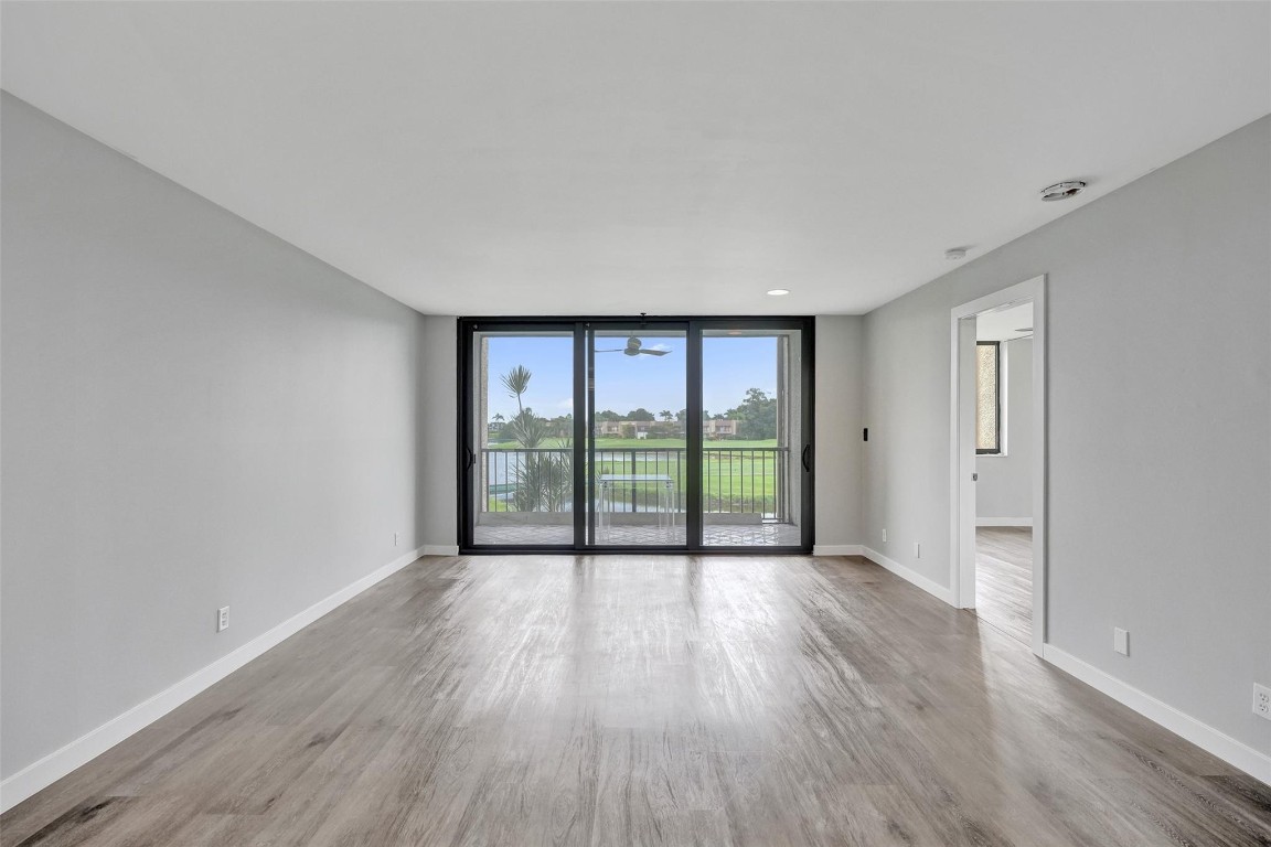 4539 Luxemburg Court 201