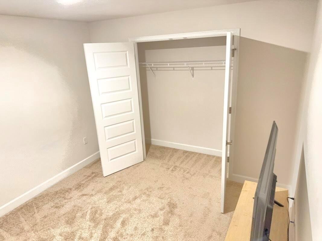 PORT ST LUCIE SECTION 47 - Residential Lease
