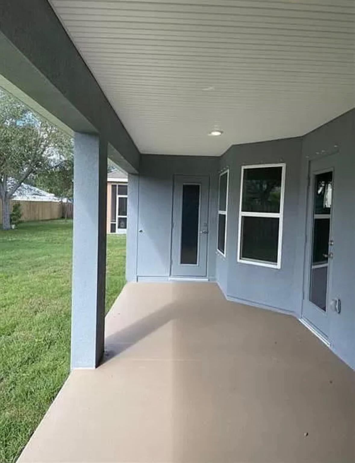 PORT ST LUCIE SECTION 47 - Residential Lease