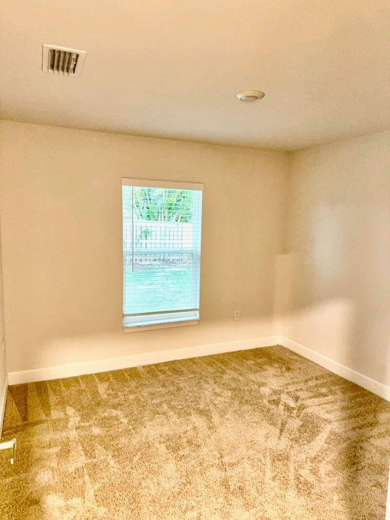 PORT ST LUCIE SECTION 47 - Residential Lease