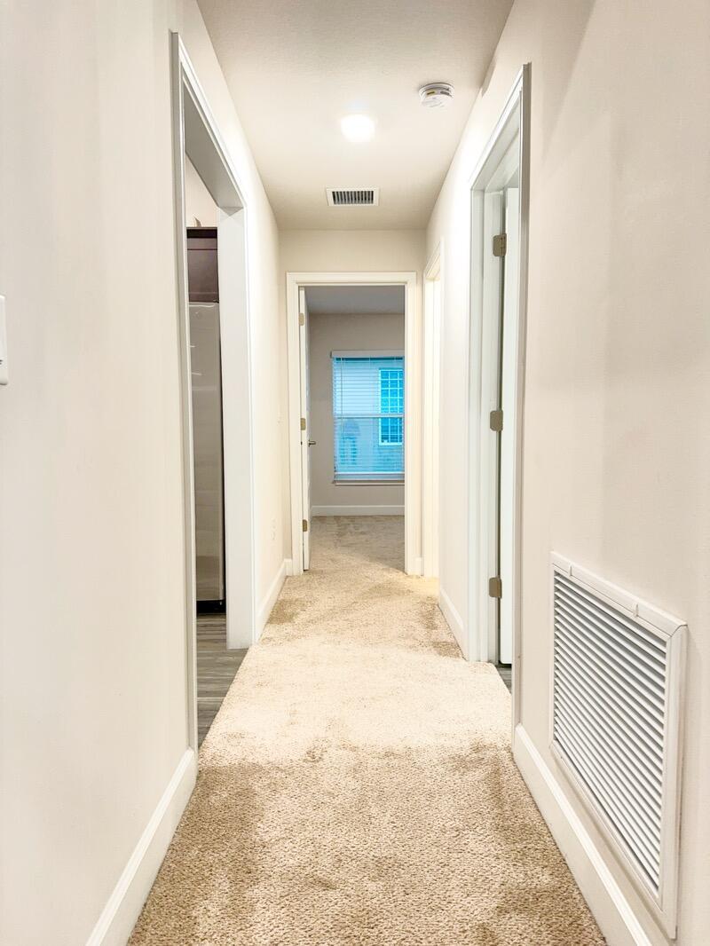 PORT ST LUCIE SECTION 47 - Residential Lease