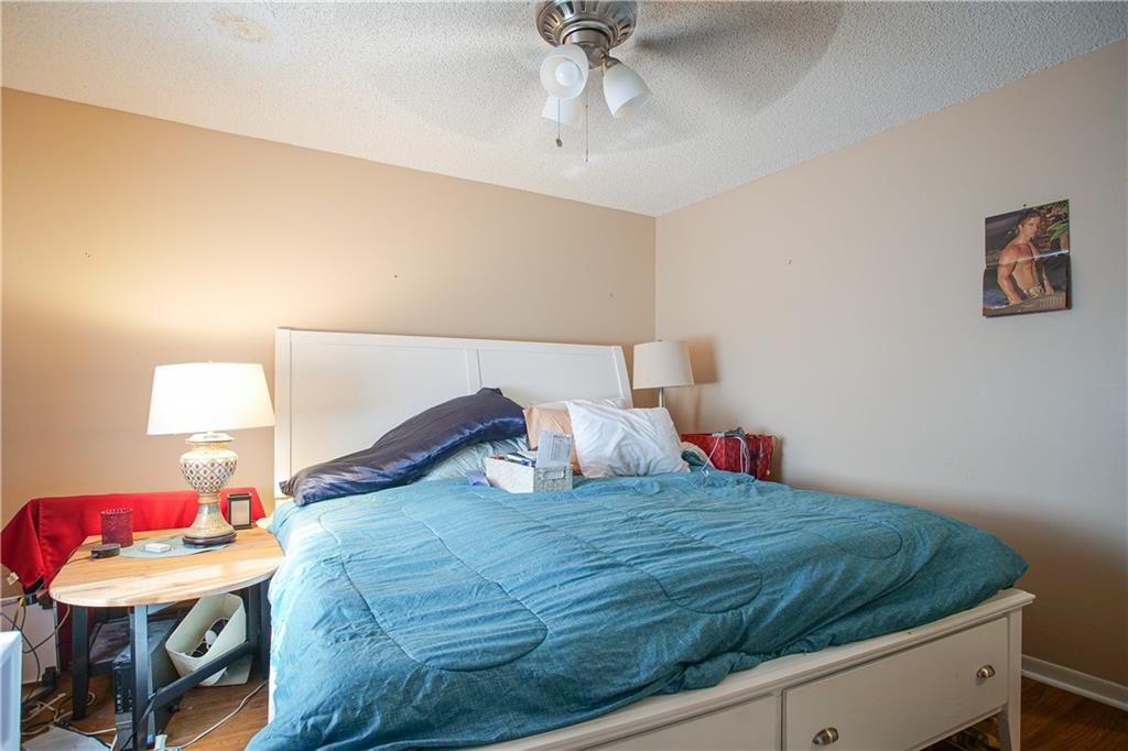 18th HOLE AT INVERRARY - Residential