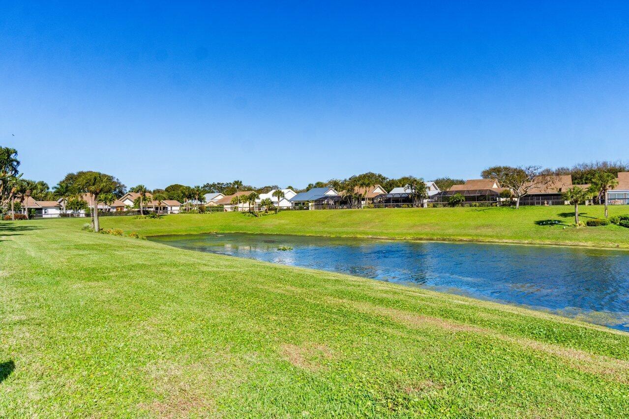 RIVER - Residential Lease