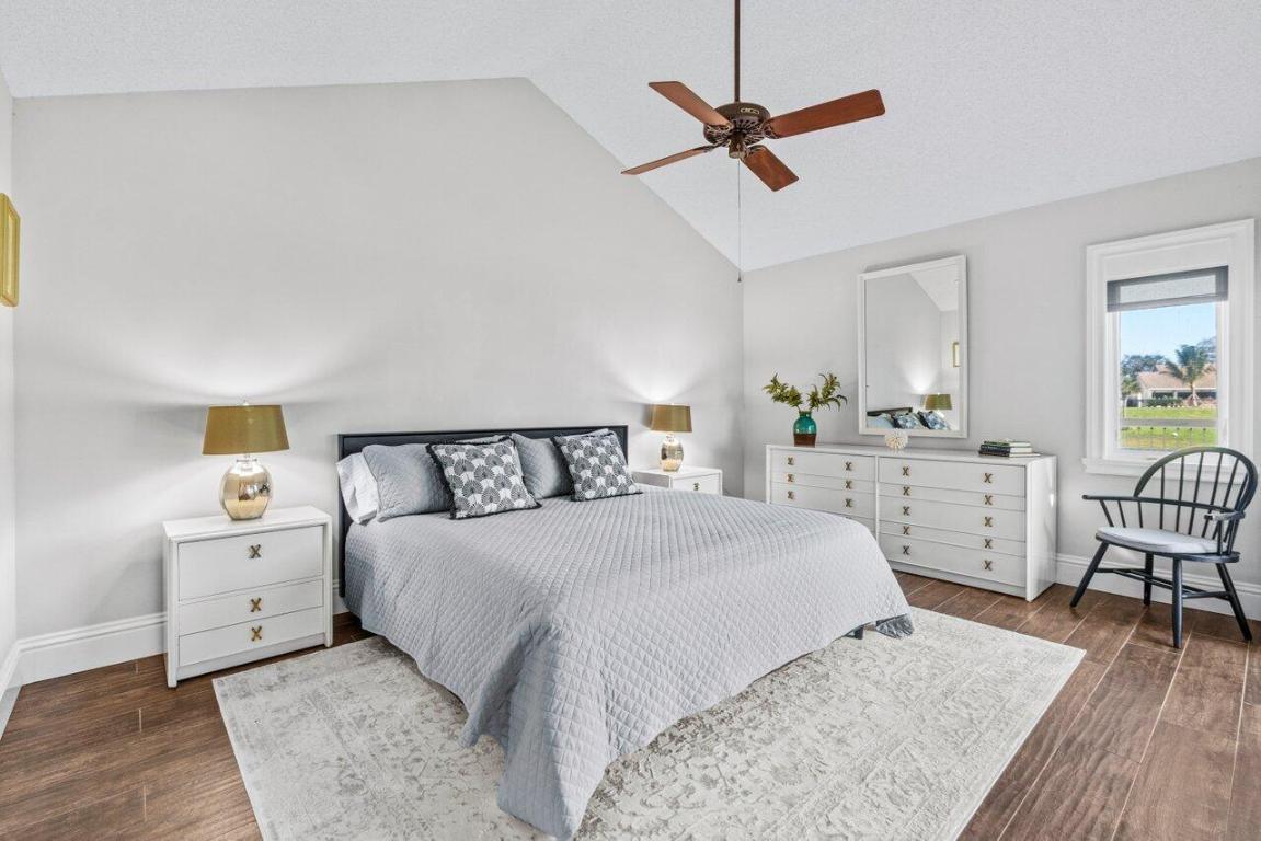 RIVER - Residential Lease