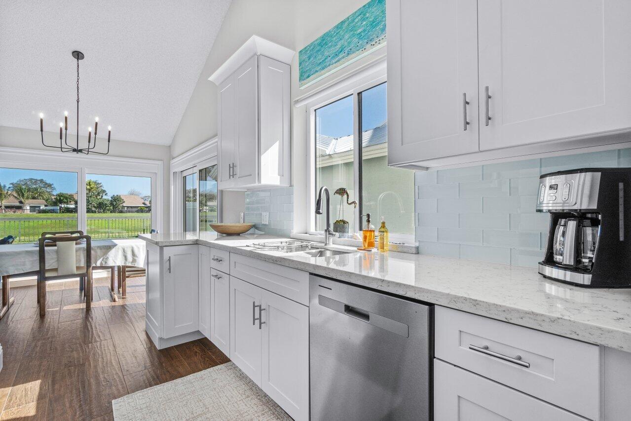 RIVER - Residential Lease