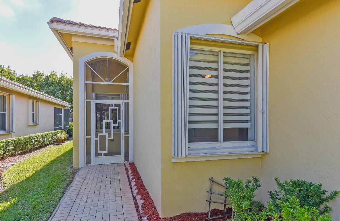 9740 Egret Chase Lane