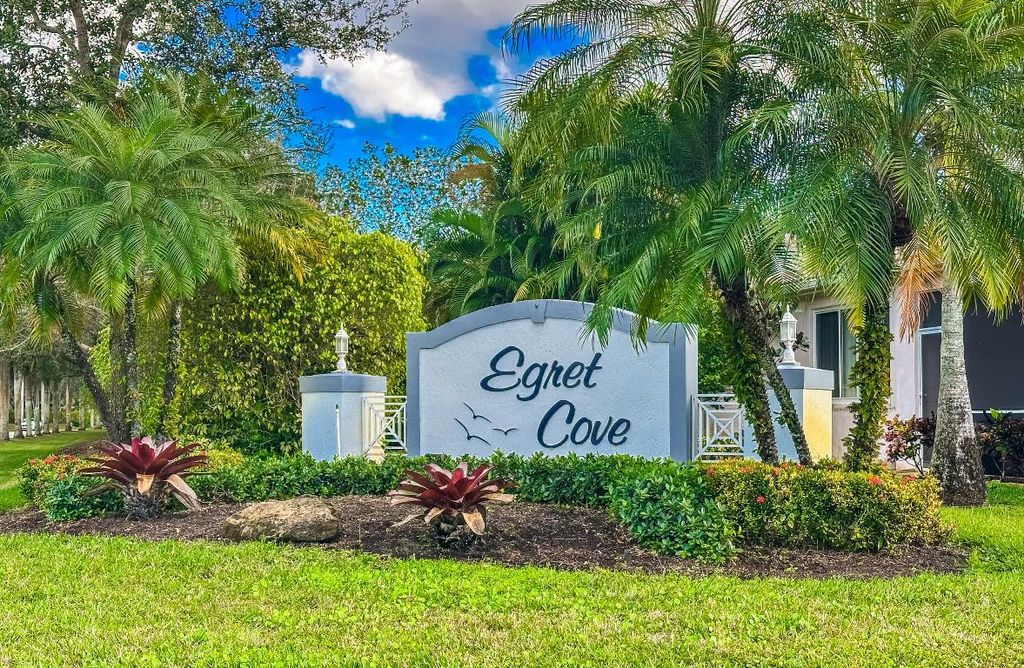 Photo of 9740 Egret Chase Lane, West Palm Beach, FL 33411 (MLS # R11152397)
