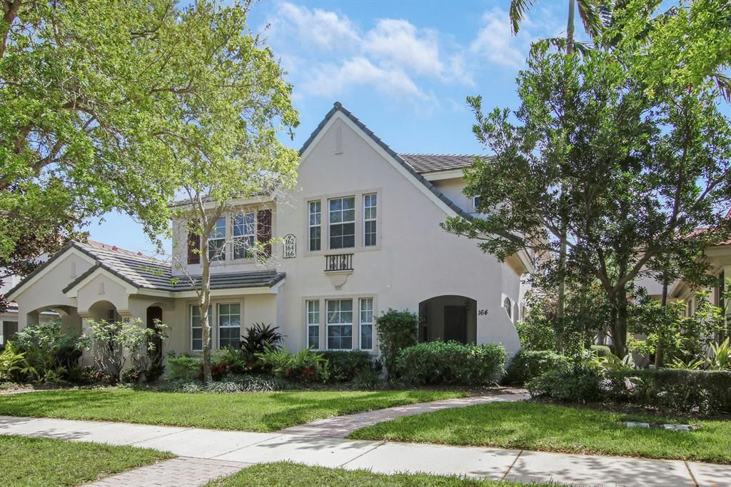 Photo of 164 Evergrene Parkway #11b, Palm Beach Gardens, FL 33410 (MLS # R10699281)