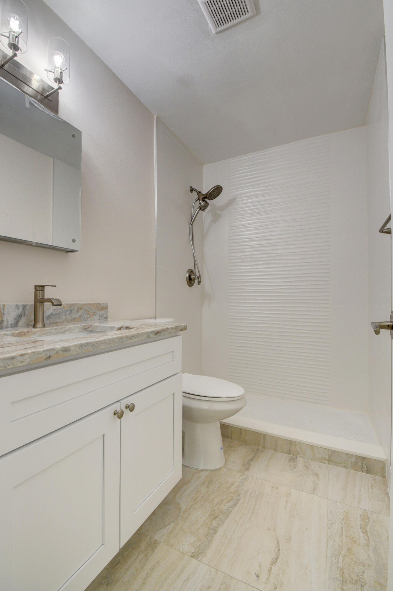 COVERED BRIDGE CONDO - Residential Lease