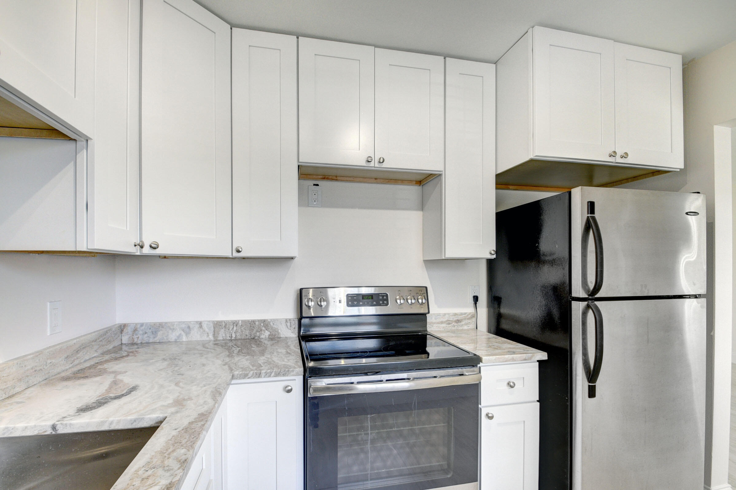 COVERED BRIDGE CONDO - Residential Lease