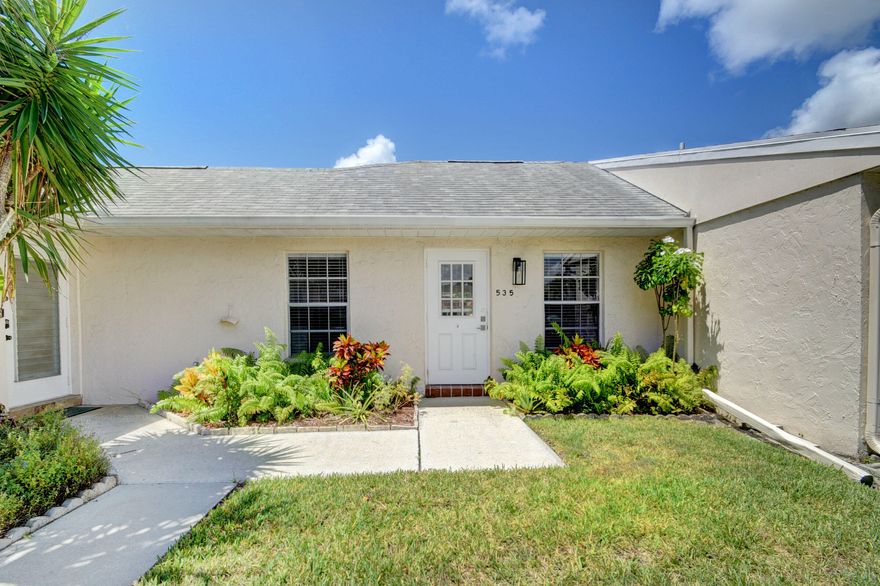 Wow totally remodeled and ready for you. 
 The apartment has a washer, dryer, and a outside storage area off the covered patio.
Great apartmnet in a central location.