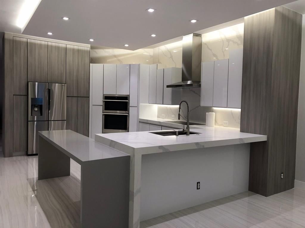 Photo of 3799 Oak Ridge Circle, Weston, FL 33331 (MLS # R10750032)