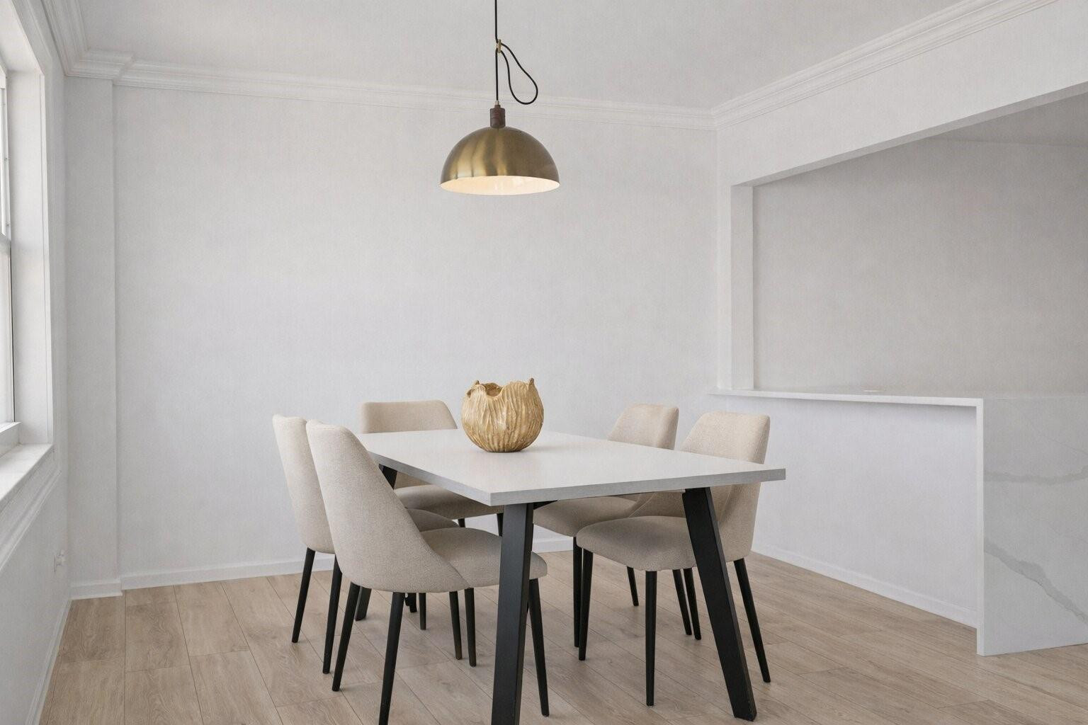 SEA MONARCH - Residential