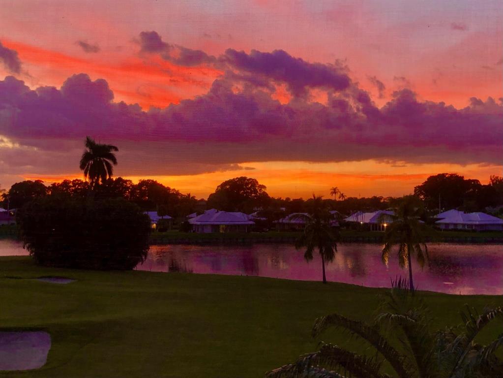 ATLANTIS SHERBROOKE VILLAS SOUTH CONDO - Residential