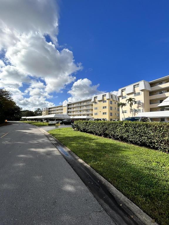 ATLANTIS SHERBROOKE VILLAS SOUTH CONDO - Residential