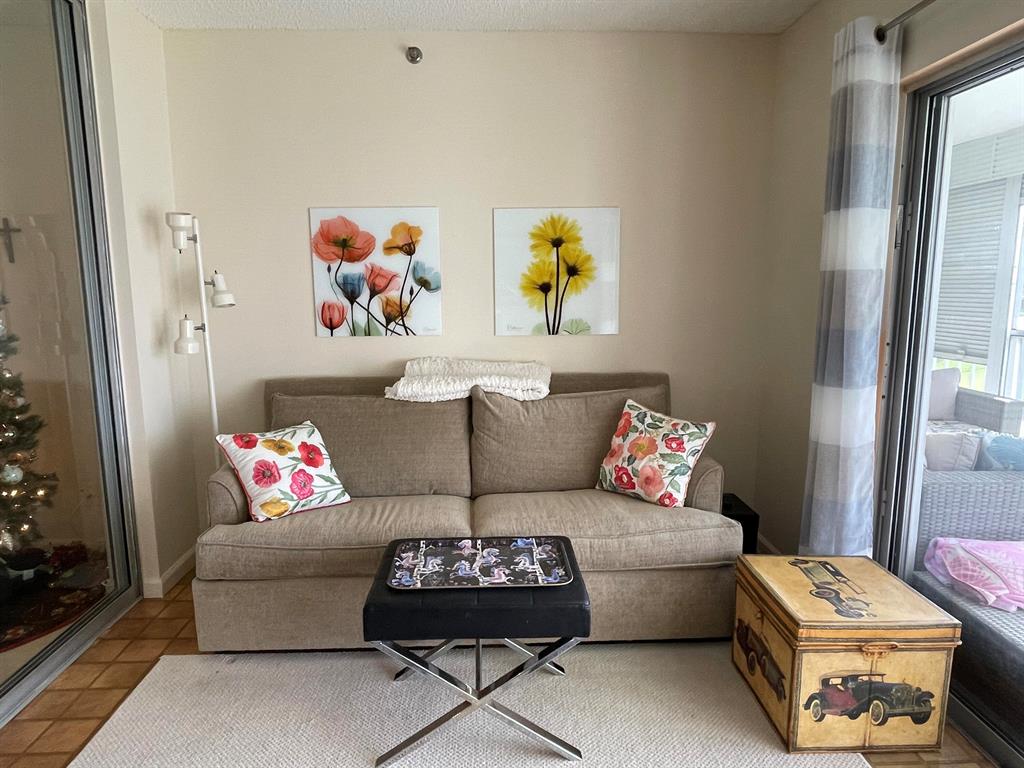 ATLANTIS SHERBROOKE VILLAS SOUTH CONDO - Residential