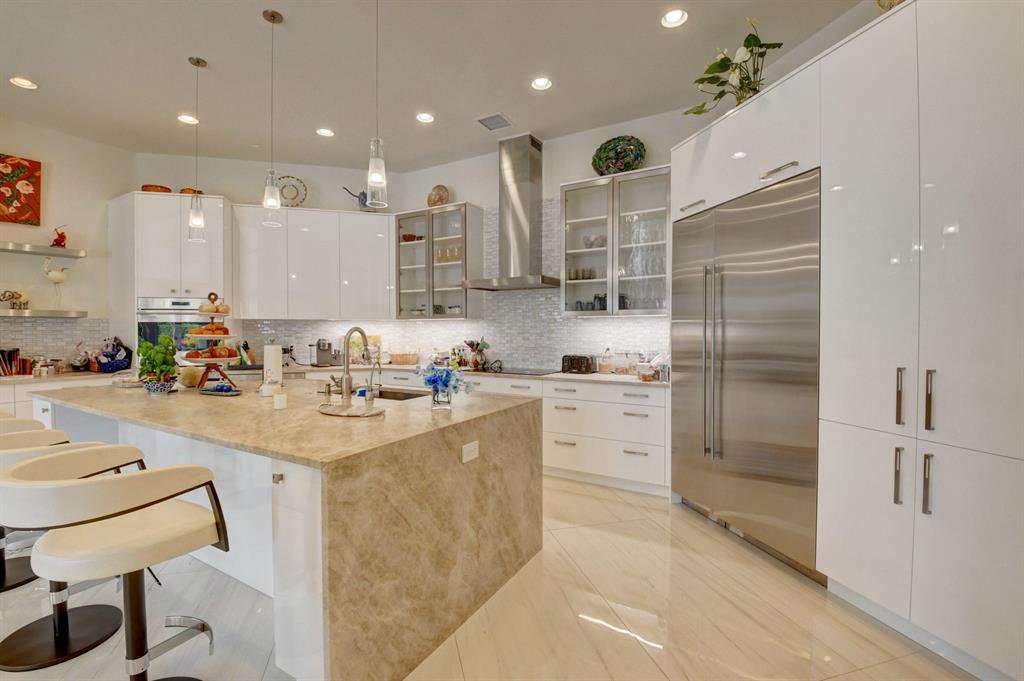 ST ANDREWS COUNTRY CLUB - Residential