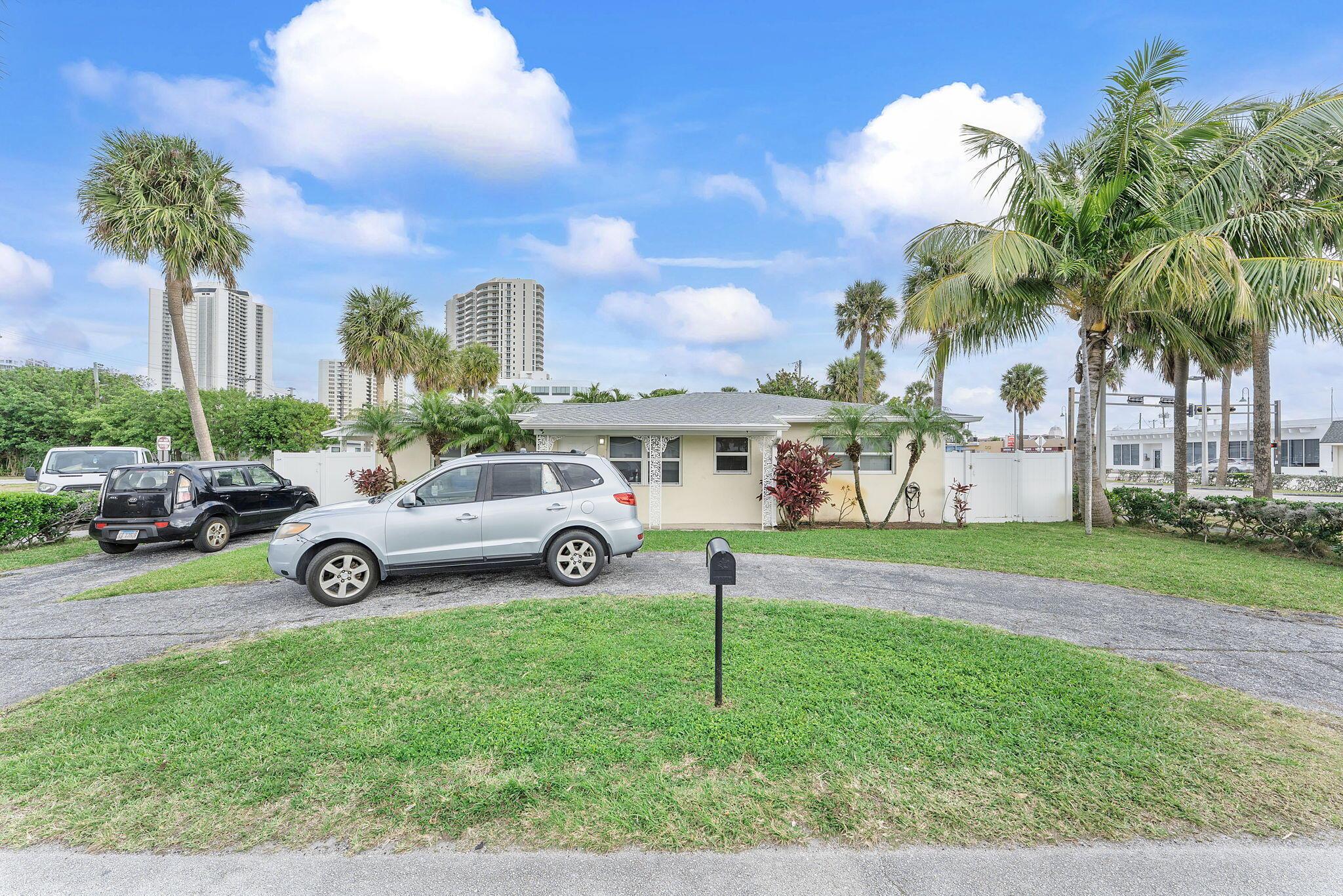 PALM BEACH SHORES - Commercial Sale