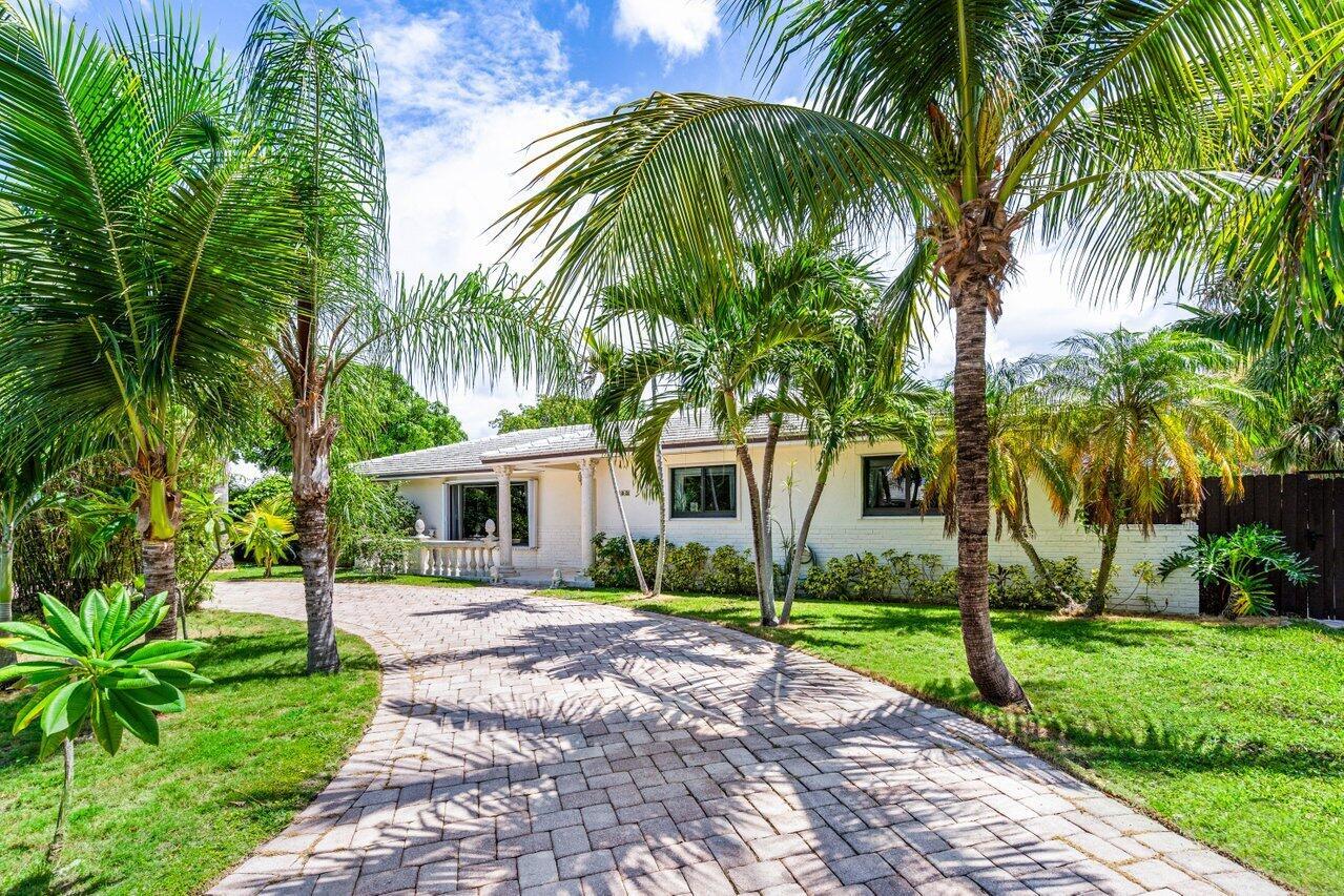 View Lantana, FL 33462 house