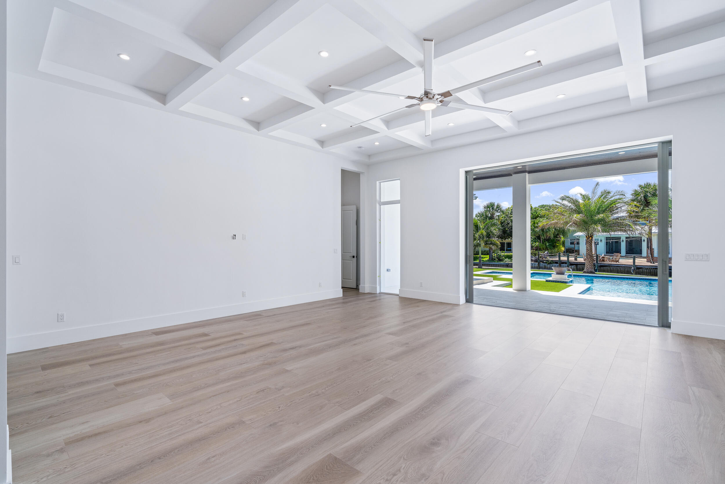 HIDDEN KEY - Residential