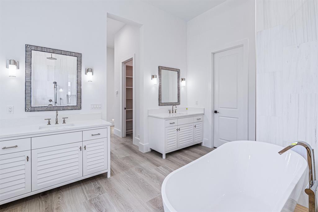 HIDDEN KEY - Residential