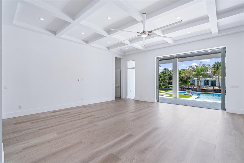 HIDDEN KEY - Residential