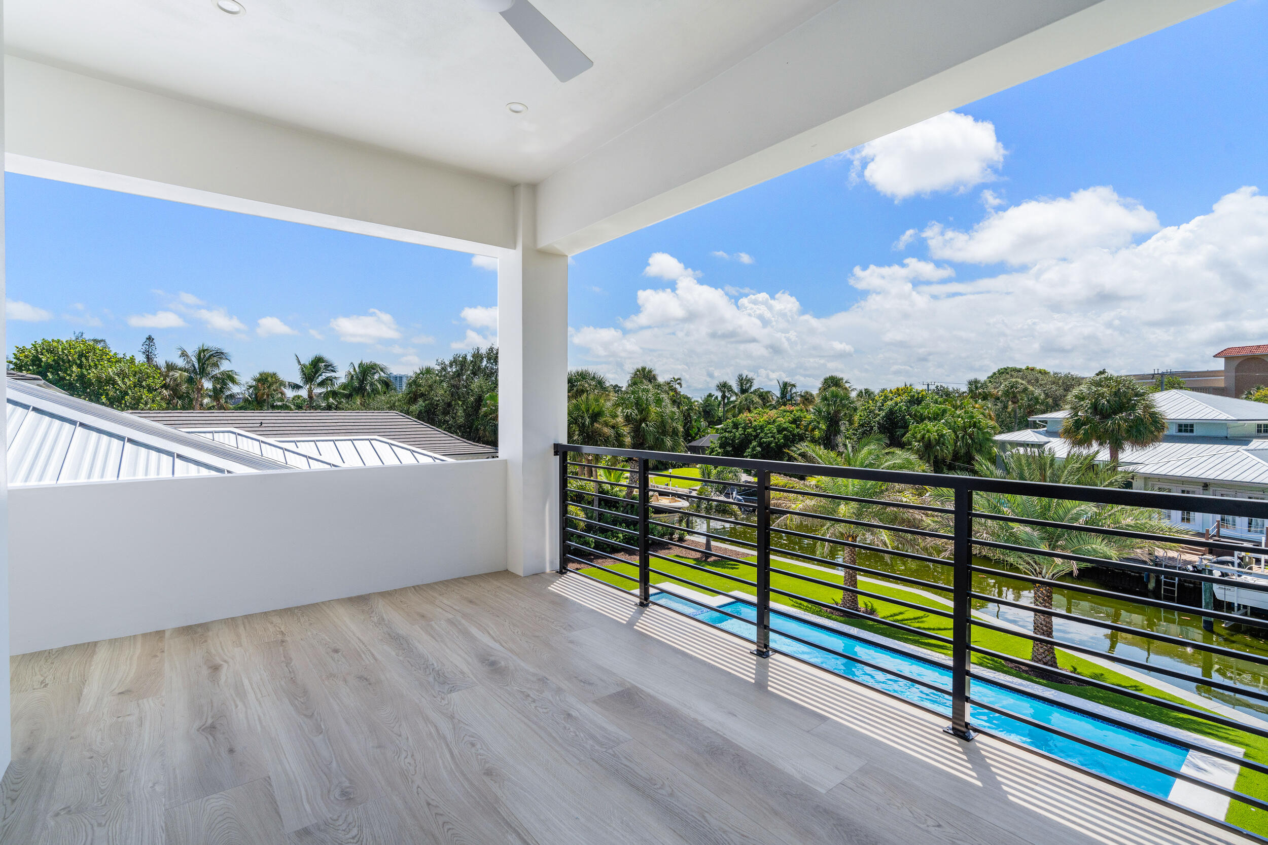 HIDDEN KEY - Residential