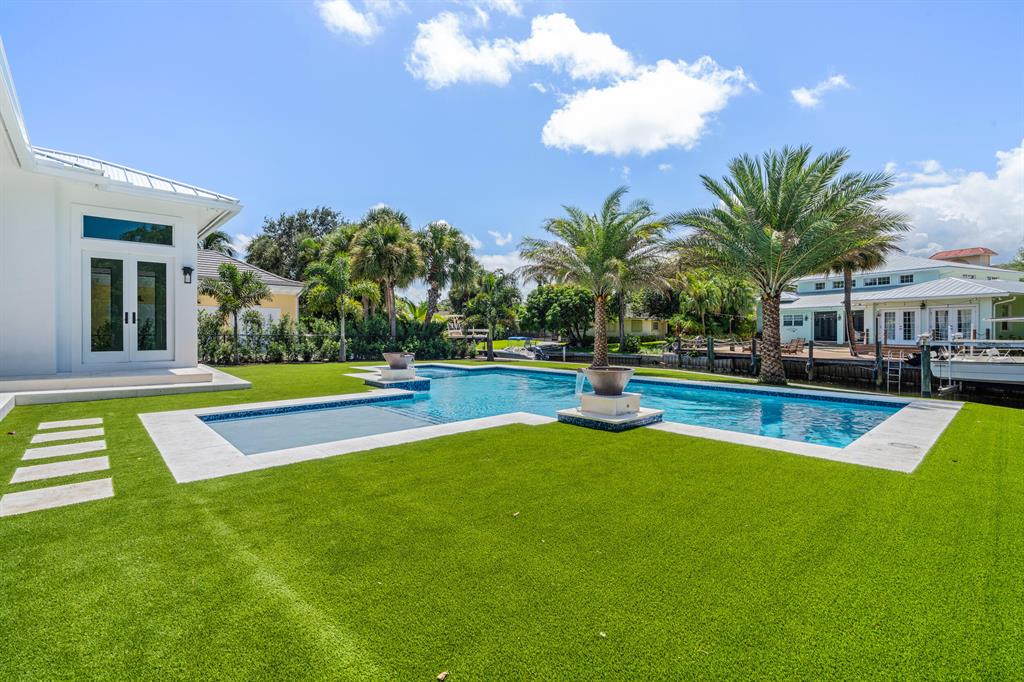 HIDDEN KEY - Residential