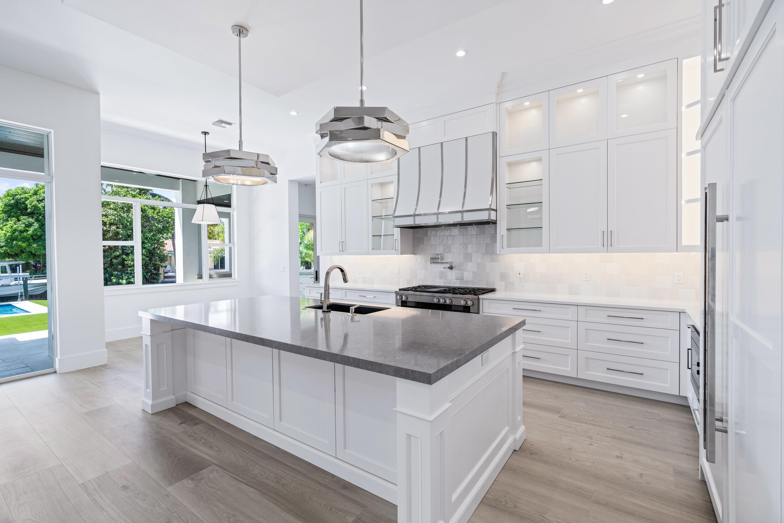 HIDDEN KEY - Residential