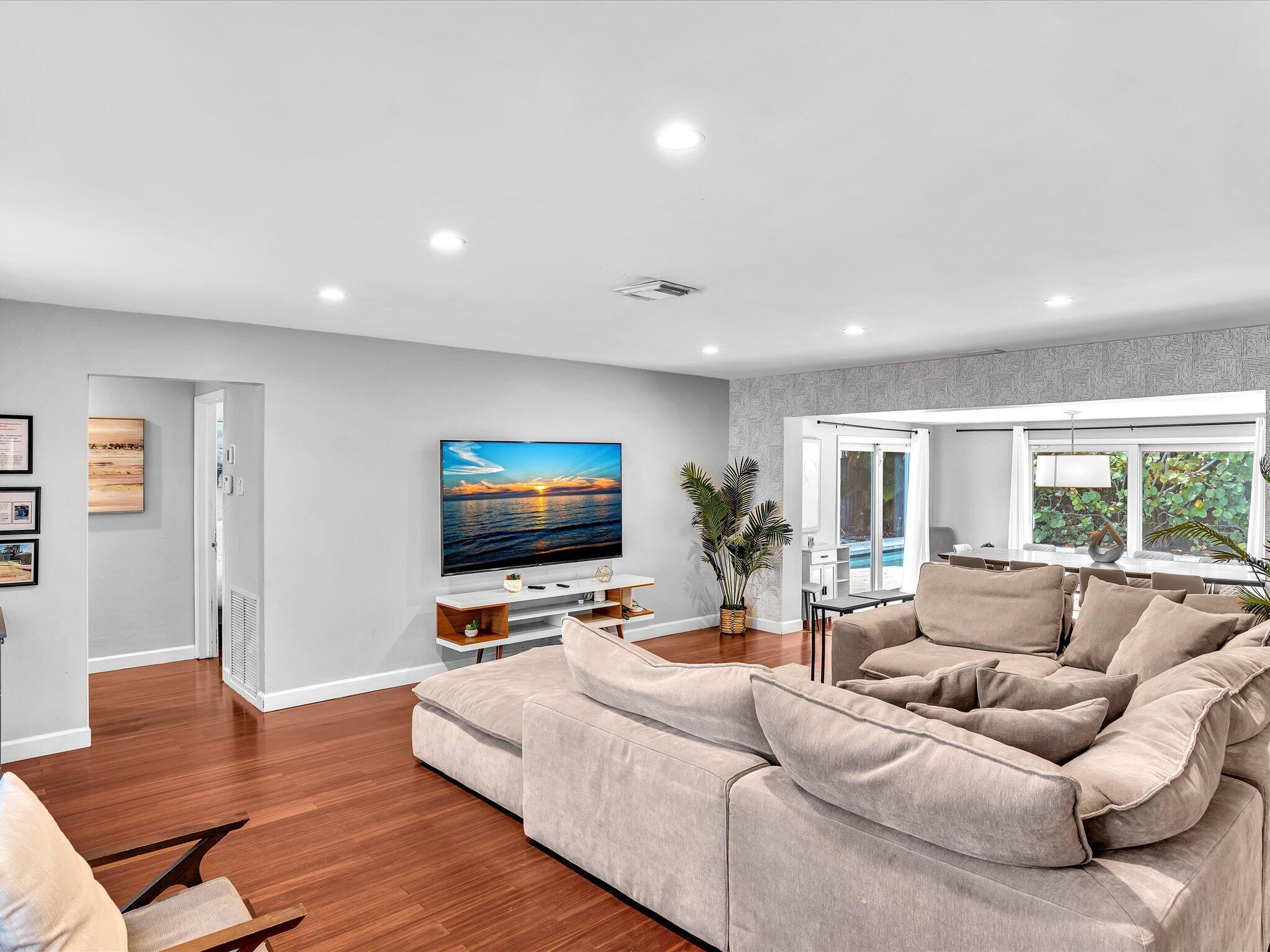 NORTH RIDGE - Residential Lease