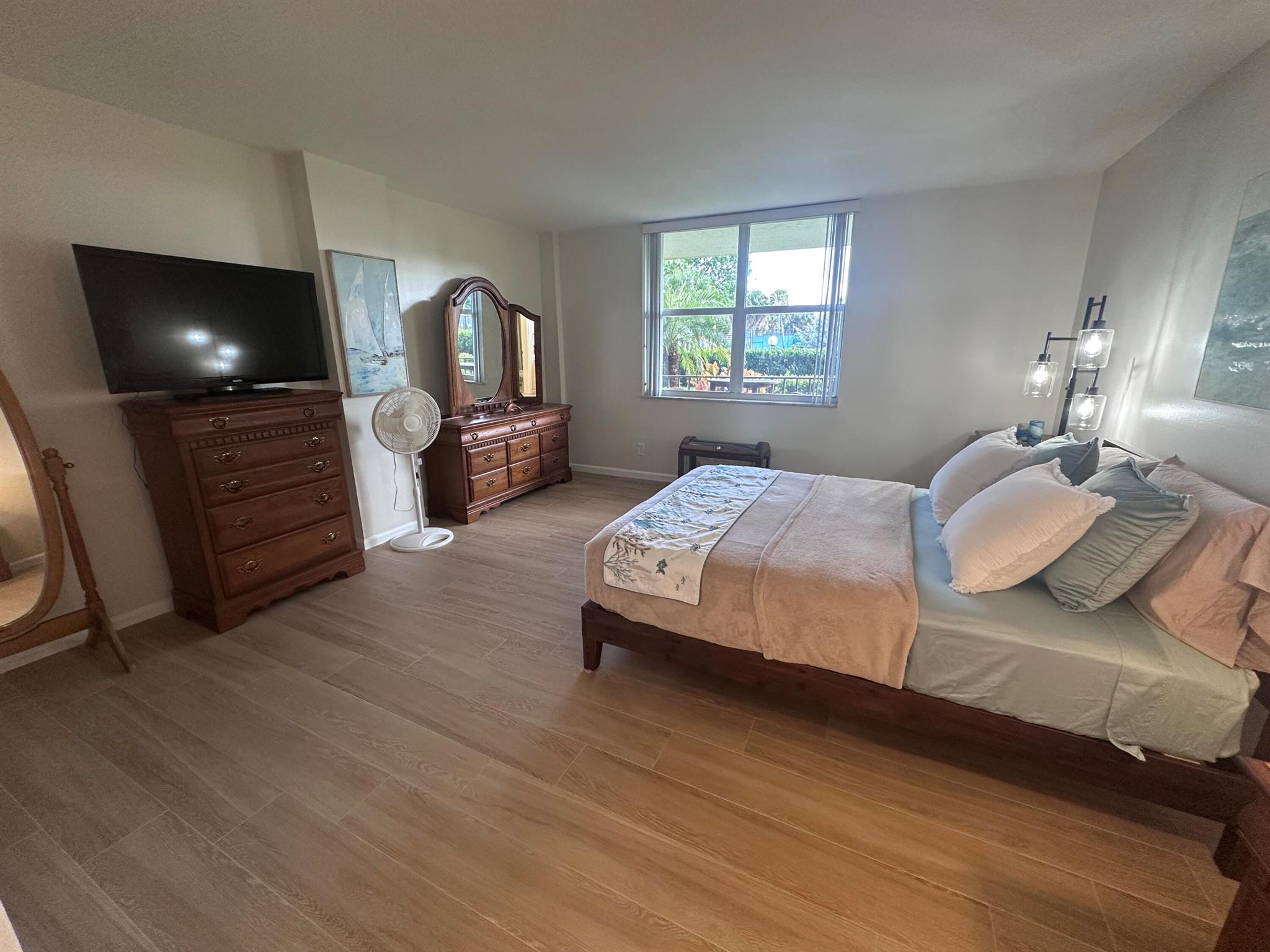 Lake Harbour Towers East - Residential Lease