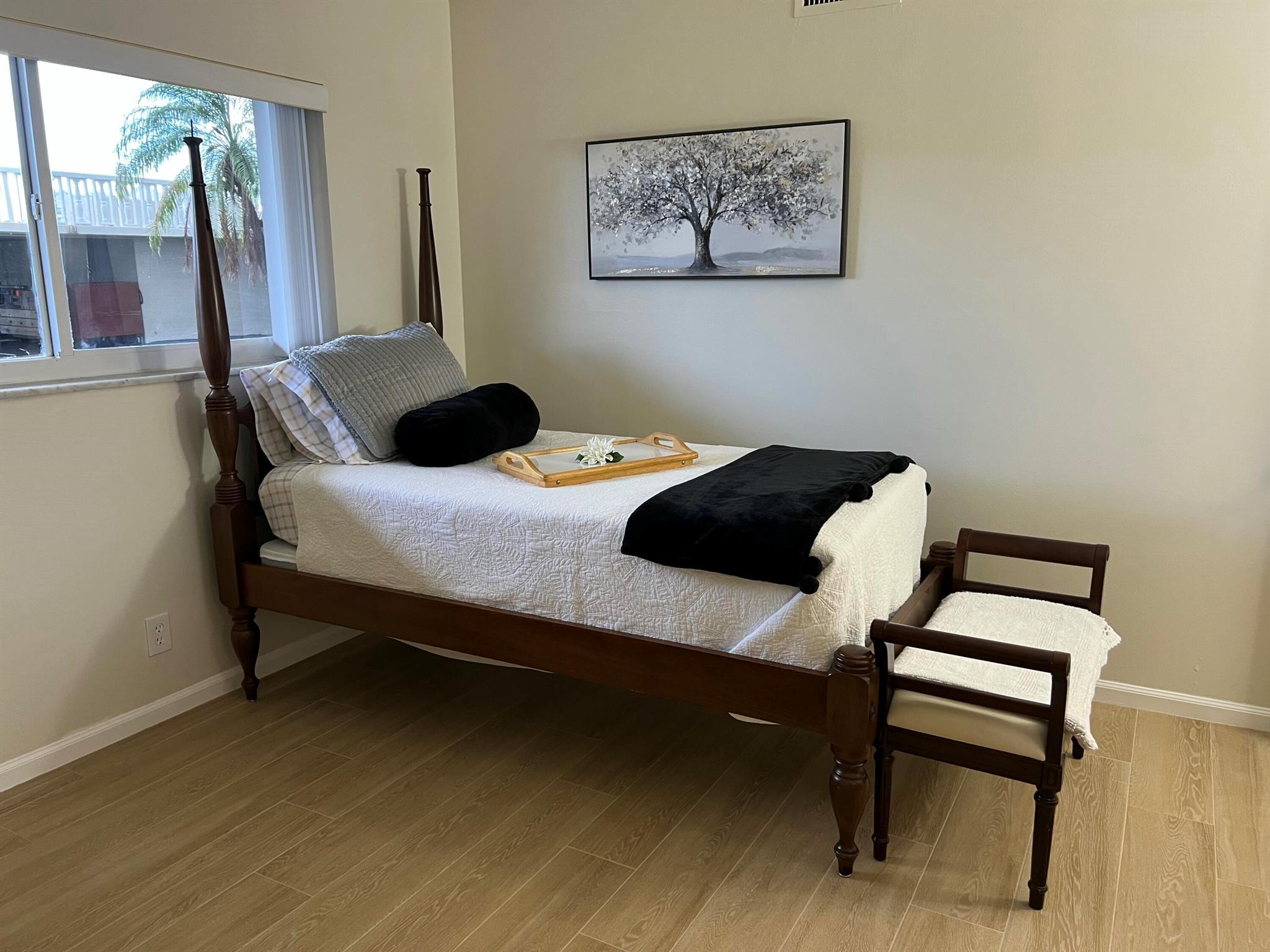 Lake Harbour Towers East - Residential Lease