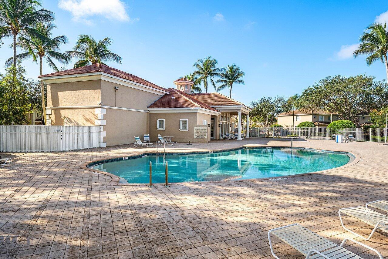 SMITHBROOKE - Residential